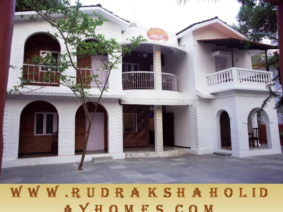 Rudraksha Holiday Homes Candolim Buitenkant foto